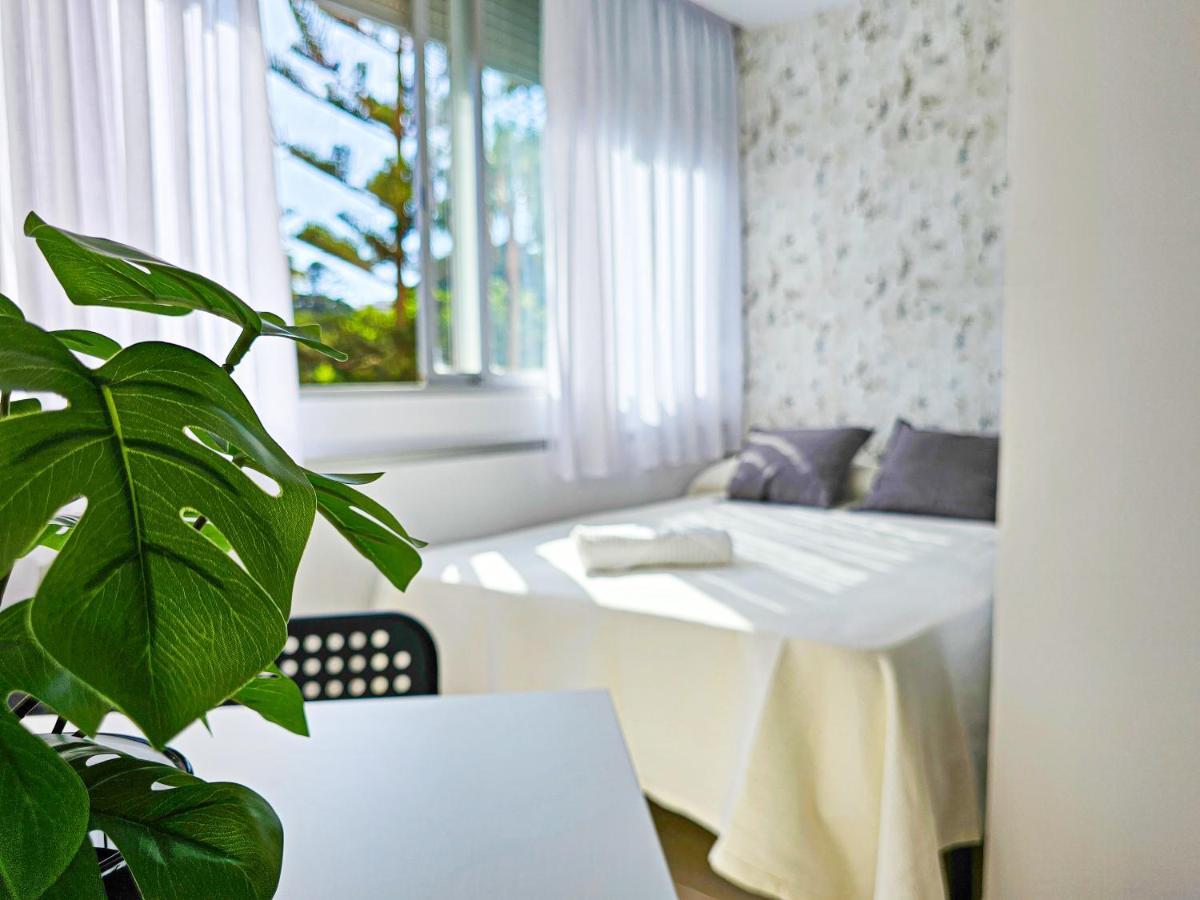 Estudio Vip Mediterraneo - Alojamientos La Torre Torre Del Mar Exterior photo